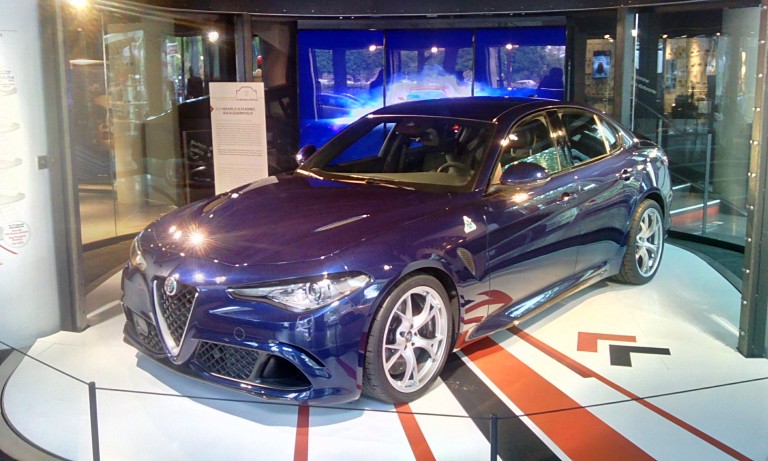 Reportage au Motor Village Paris, Expo Alfa Romeo