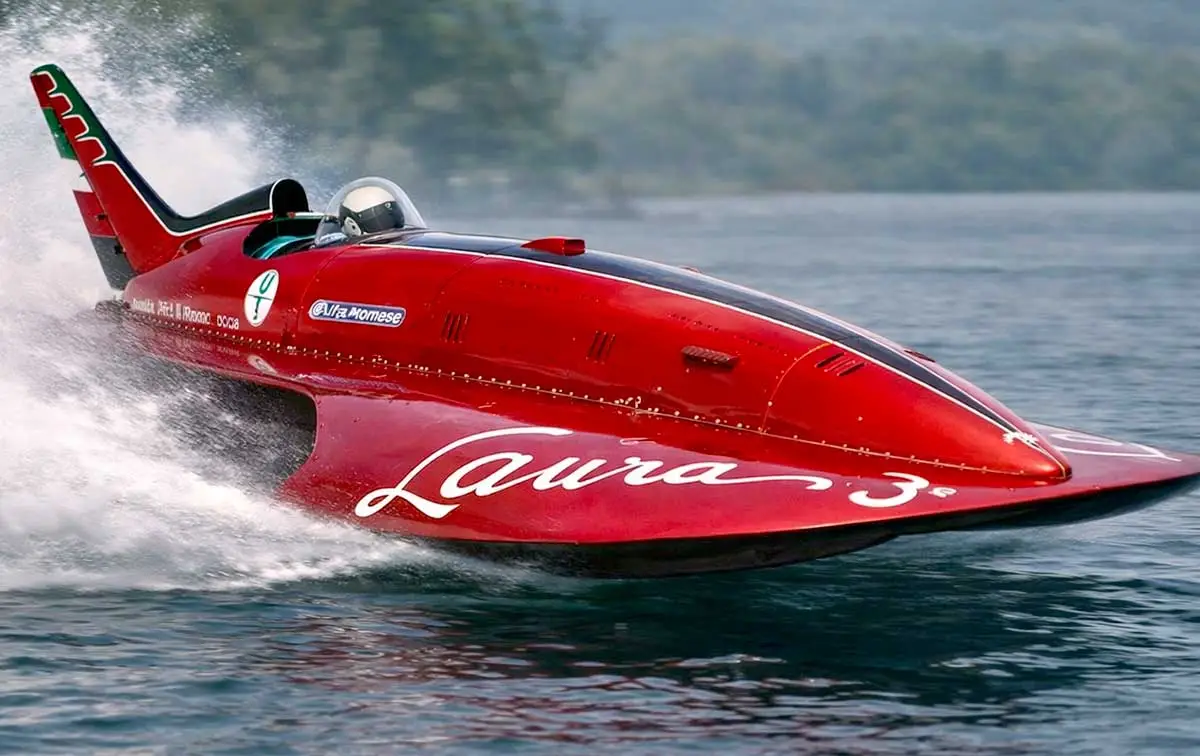 bateau alfa romeo 0